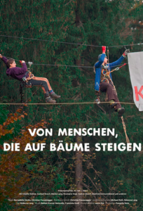 Filmplakat mit zwei kletternden Aktivisti auf einer Traverse